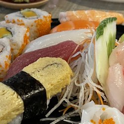 Nonki - Mixed roll, sushi, and Sashimi