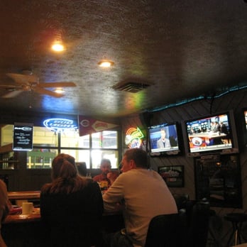 Winchell's - TVs around the bar - American Near Me - Lexington, Kentucky Winchell's - TVs around the bar - American Near Me - Lexington, Kentucky