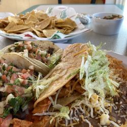 Altitas - 2 soft steak taco 1 crunchy chicken taco Side of beans and rice Side Salsa and chips 2 churros  Medium Horchata