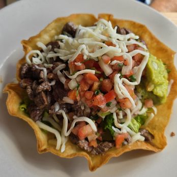 El Rey Del Mar - Taco Salad with Steak. - Mexican Near Me - Kapaʻa, Hawaii