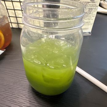 Country MKT Diner - Green Juice - Diners Near Me - Closter, New Jersey