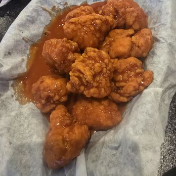 Valley Pizza Kitchen - Boneless buffalo wings - Pizza Near Me - Murrieta, California Valley Pizza Kitchen - Boneless buffalo wings - Pizza Near Me - Murrieta, California