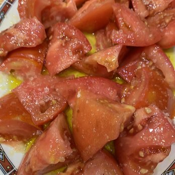 Bar Néstor - Tomatoes with olive oil and salt - Tapas Bars Near Me - Donostia / San Sebastián, SS Bar Néstor - Tomatoes with olive oil and salt - Tapas Bars Near Me - Donostia / San Sebastián, SS