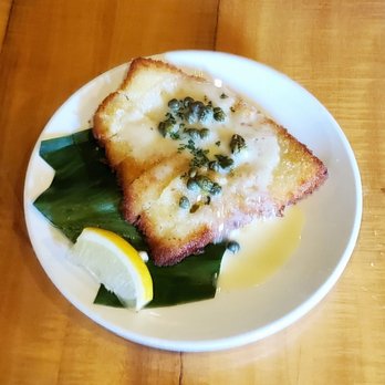 Buzz's - Calamari Steak Appetizer - Steakhouses Near Me - Kailua, Hawaii
