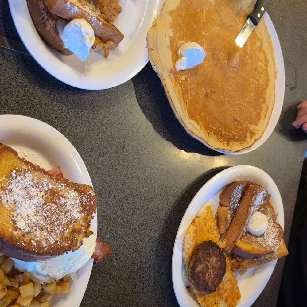 Billy Gail's - Monte Cristo, French toast platters and 1 large pancake! - American Near Me - Branson, Missouri Billy Gail's - Monte Cristo, French toast platters and 1 large pancake! - American Near Me - Branson, Missouri