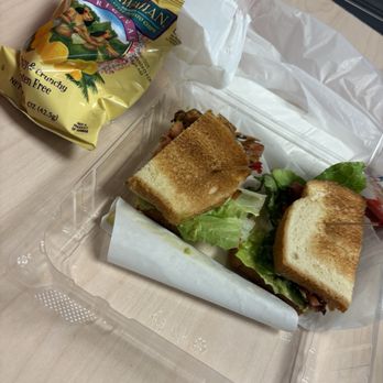 Irvine Breakfast Club - BLTA Sandwich Lunch - Breakfast & Brunch Near Me - Irvine, California