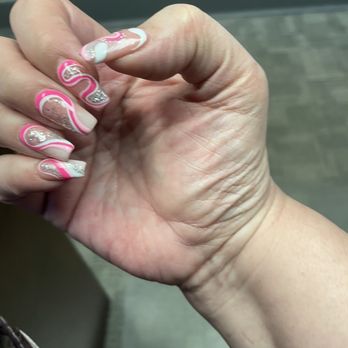 Luminous Nails & Spa - Nail Salons Near Me - Cumming, Georgia