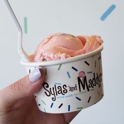 Sylas & Maddy's - Cotton candy ice cream