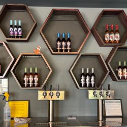 Foxes Den Meadery
