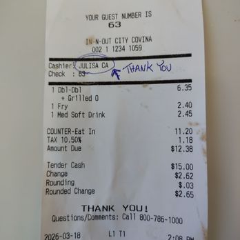 In-N-Out Burger - Worker with Great customer service - Burgers Near Me - Covina, California In-N-Out Burger - Worker with Great customer service - Burgers Near Me - Covina, California