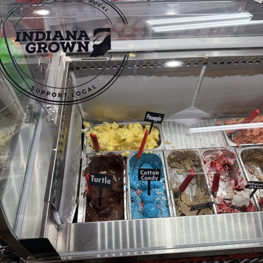 Nashville Fudge Kitchen - Chocolatiers & Shops Near Me - Nashville, Indiana Nashville Fudge Kitchen - Chocolatiers & Shops Near Me - Nashville, Indiana