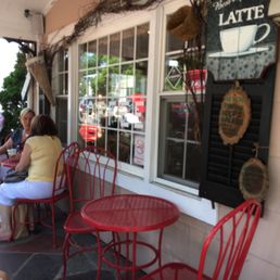 Outdoor seating with live music. They serve panini and more here.