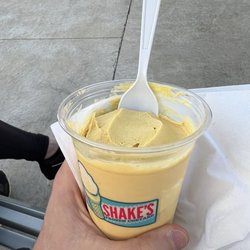Shakes Frozen Custard - Pumpkin cake batter concrete