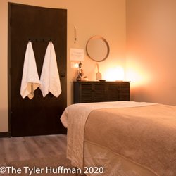 H2Oasis Float Center And Tea House - Couples Massage