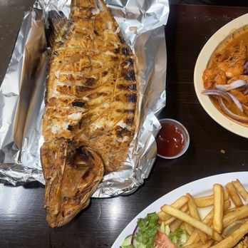 Mariscos El Kora De Nayarit - Pescado Sarandeado Estilo Nayari - Seafood Near Me - Los Angeles, California