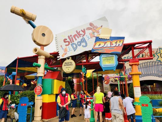 Slinky Dog Dash by null