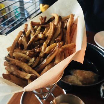 Hopleaf Bar - Fries with garlic aoli - Gastropubs Near Me - Chicago, Illinois