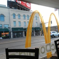 McDonald's - This is a picture of the CORRECT mcdonalds