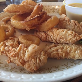 Bowlingtown Country Kitchen - Chicken strip meal with onion rings - American Near Me - Gays Creek, Kentucky