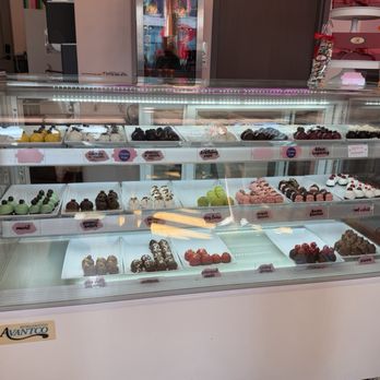 Ruby's Chocolates - Chocolatiers & Shops Near Me - Cincinnati, Ohio