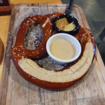 Berliner Pub - German Near Me - Renton, Washington