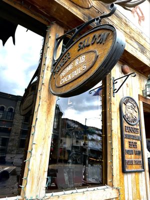 Pioneer Saloon by null