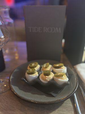 Tide Room by null