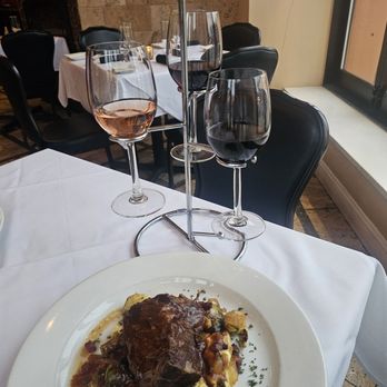 Esca Restaurant & Wine Bar - Wine Bars Near Me - Middletown, Connecticut Esca Restaurant & Wine Bar - Wine Bars Near Me - Middletown, Connecticut