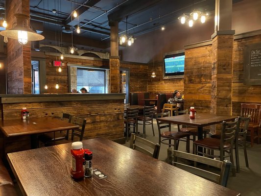 Blue Tractor BBQ & Brewery by null