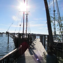 The Seafood Shack Marina Bar & Grill - Marina
