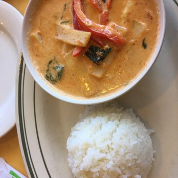 Nara Thai - Red curry lunch - Thai Near Me - Houston, Texas Nara Thai - Red curry lunch - Thai Near Me - Houston, Texas