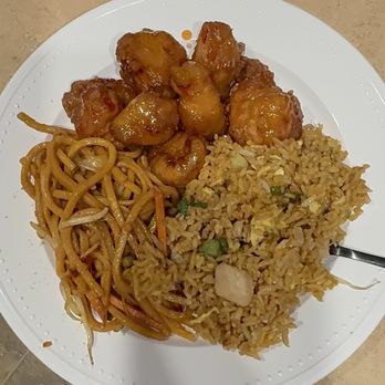 Liyuen - Chinese Near Me - Phoenix, Arizona