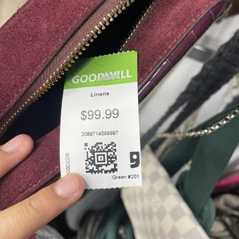 Goodwill - bag - Thrift Stores Near Me - Buckeye, Arizona