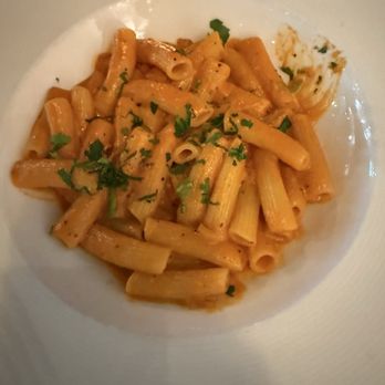 Il Fornaio - Rigatoni alla Vodka - Italian Near Me - Mountain View, California Il Fornaio - Rigatoni alla Vodka - Italian Near Me - Mountain View, California