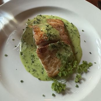The Chicago Firehouse Restaurant - Mahi mahi - Steakhouses Near Me - Chicago, Illinois The Chicago Firehouse Restaurant - Mahi mahi - Steakhouses Near Me - Chicago, Illinois