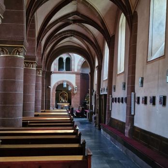 St. Peter - Impressionen - Churches Near Me - Merzig, SL