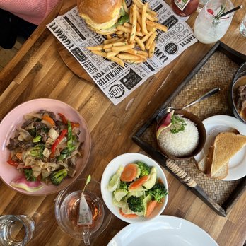 Lapisara Eatery - Breakfast & Brunch Near Me - San Francisco, California