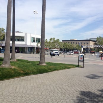 Jack London Square - Shopping Centers Near Me - Oakland, California