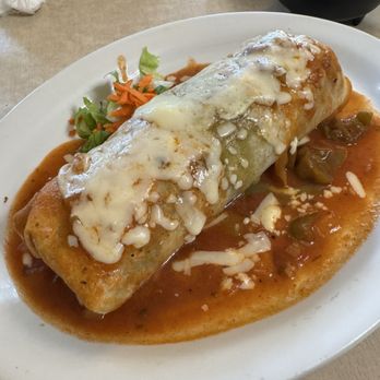 El Metate - super burrito con pollo - Mexican Near Me - Pasadena, California