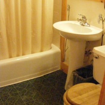 Hidden Valley Motel - Hidden Valley Motel very clean bathroom - Hotels Near Me - Boone, North Carolina Hidden Valley Motel - Hidden Valley Motel very clean bathroom - Hotels Near Me - Boone, North Carolina