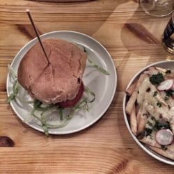 Garage Food & Drinks