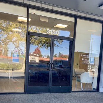 Kaiser Permanente Hearing Center - November 3, 2025 - Entrance - Hearing Aid Providers Near Me - Sacramento, California Kaiser Permanente Hearing Center - November 3, 2025 - Entrance - Hearing Aid Providers Near Me - Sacramento, California
