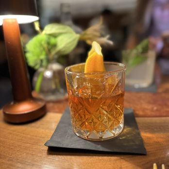 Peak with Priceless Restaurant & Bar - House Old Fashioned - New American Near Me - New York, New York Peak with Priceless Restaurant & Bar - House Old Fashioned - New American Near Me - New York, New York