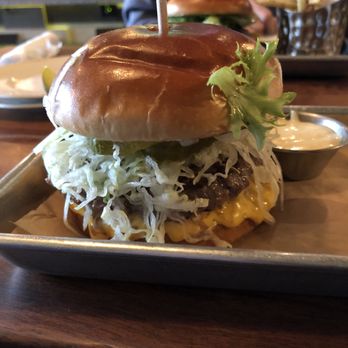 Krueger's Tavern - Krueger burger - Bars Near Me - Cincinnati, Ohio