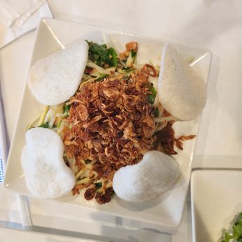 Bien Hen Restaurant - Mango Squid Salad must get!! - Seafood Near Me - Westminster, California