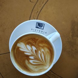Almond milk latte - SO GOOD!