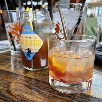 Café Hollander Brookfield Corners - Southsider and Buckatabon Old Fashioned - Bars Near Me - Brookfield, Wisconsin