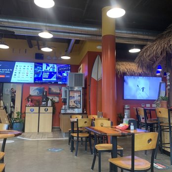 Beach Hut Deli - Eating area - Delis Near Me - San Mateo, California