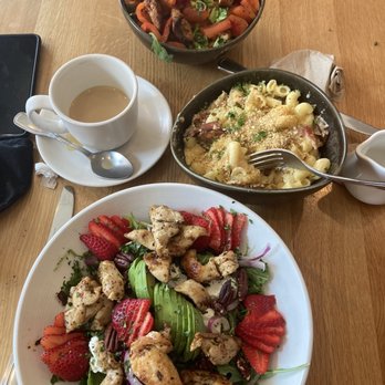 Caffe Central - Coffee & Tea Near Me - Burlingame, California