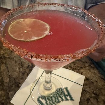 Horseshoe Lounge at Harris Ranch - Watermelon lemon drop - Cocktail Bars Near Me - Coalinga, California